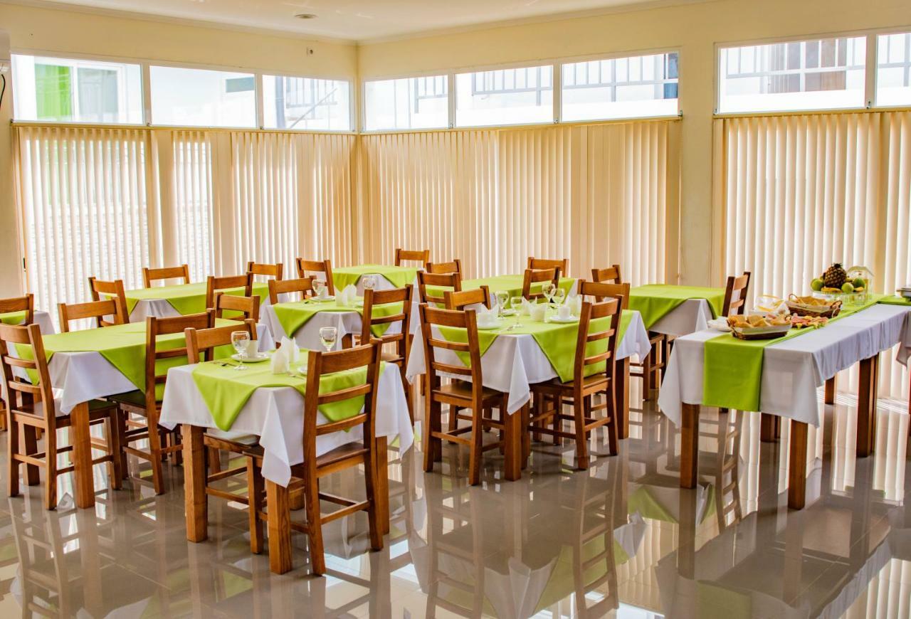 Hotel Vitoria 상투메 외부 사진