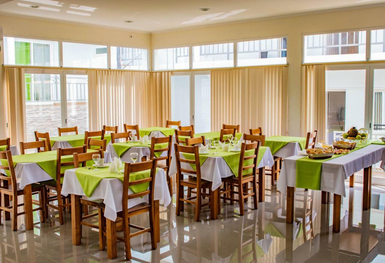 Hotel Vitoria 상투메 외부 사진
